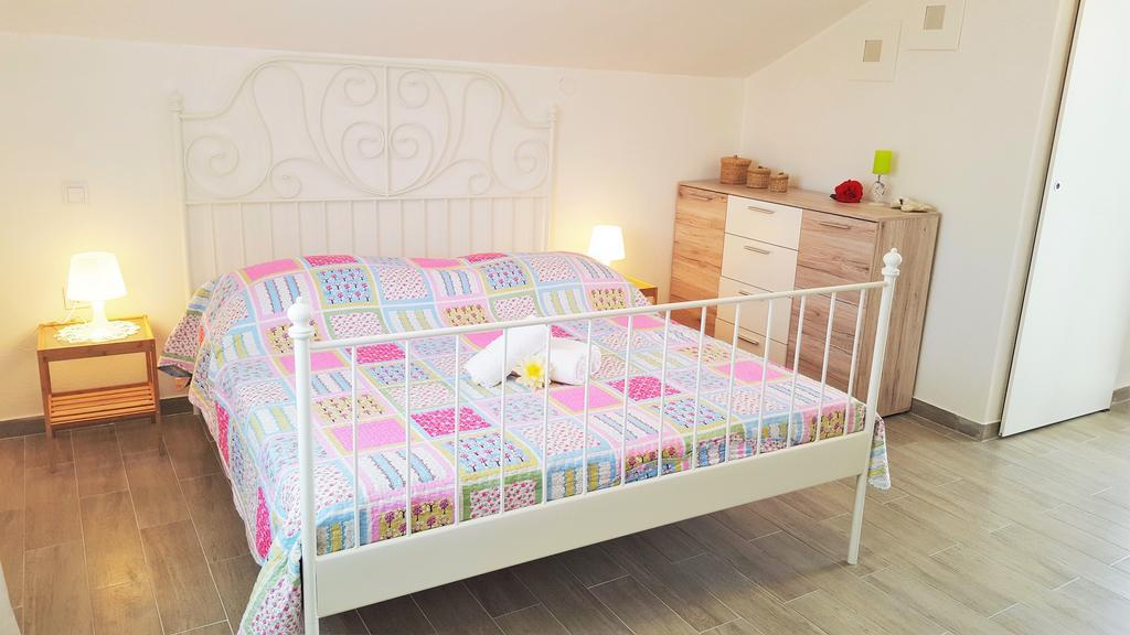 Apartment Jaz Rogoznica  Bagian luar foto